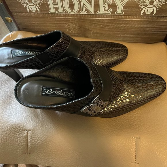 Brighton Rhyme  Pewter Faux Snakeskin Mules  SZ 7.5M   Made in Italy   NWT - Picture 2 of 7